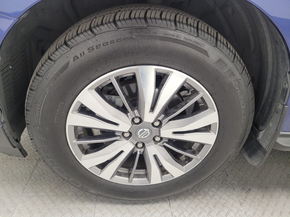 2019 Nissan Pathfinder in Las Vegas, NV 89104 - 18127246 31