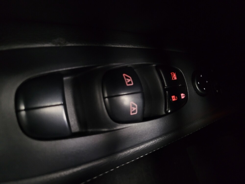 2019 Nissan Pathfinder in Las Vegas, NV 89104 - 18127246 27