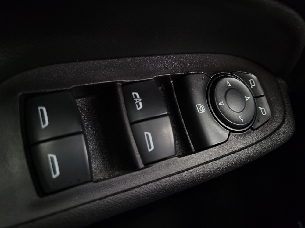 2020 Chevrolet Equinox in Las Vegas, NV 89104 - 18127247 27