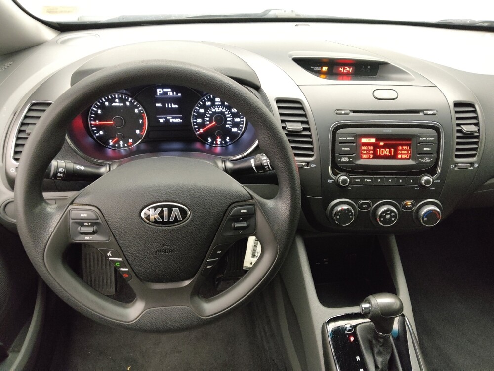 2017 Kia Forte in Pensacola, FL 32505 - 18127253 22