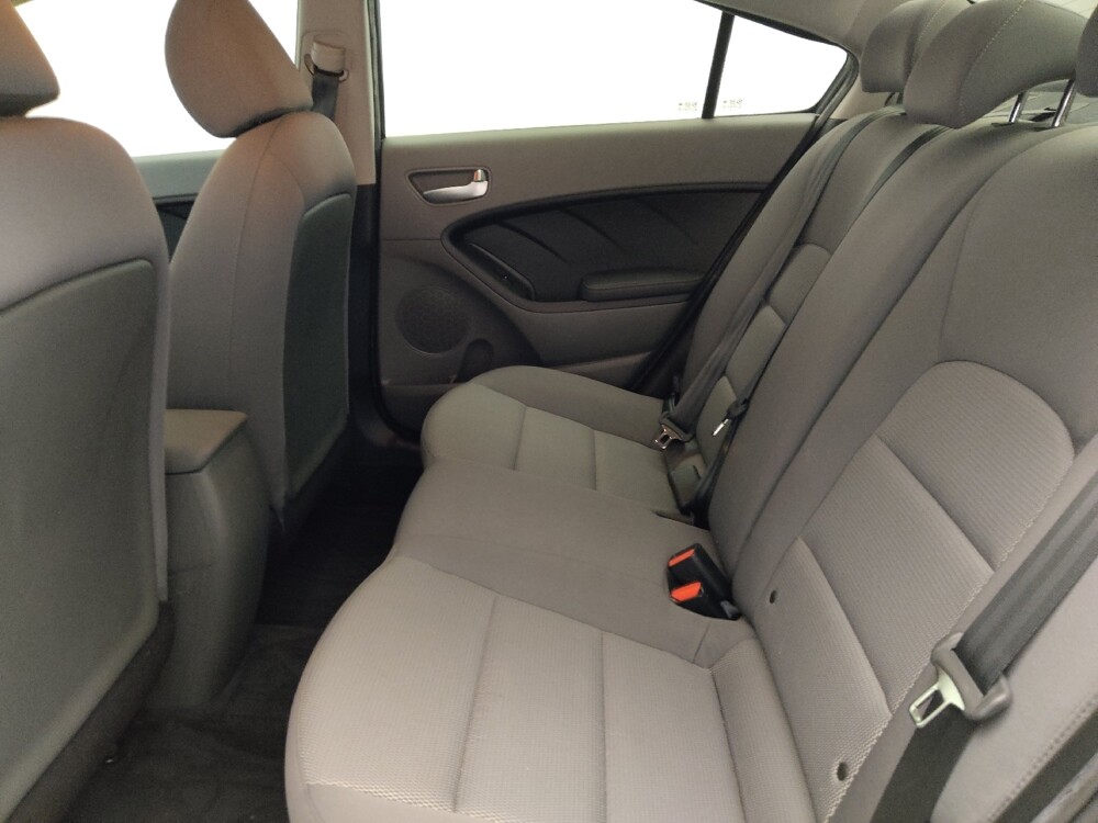 2017 Kia Forte in Pensacola, FL 32505 - 18127253 18