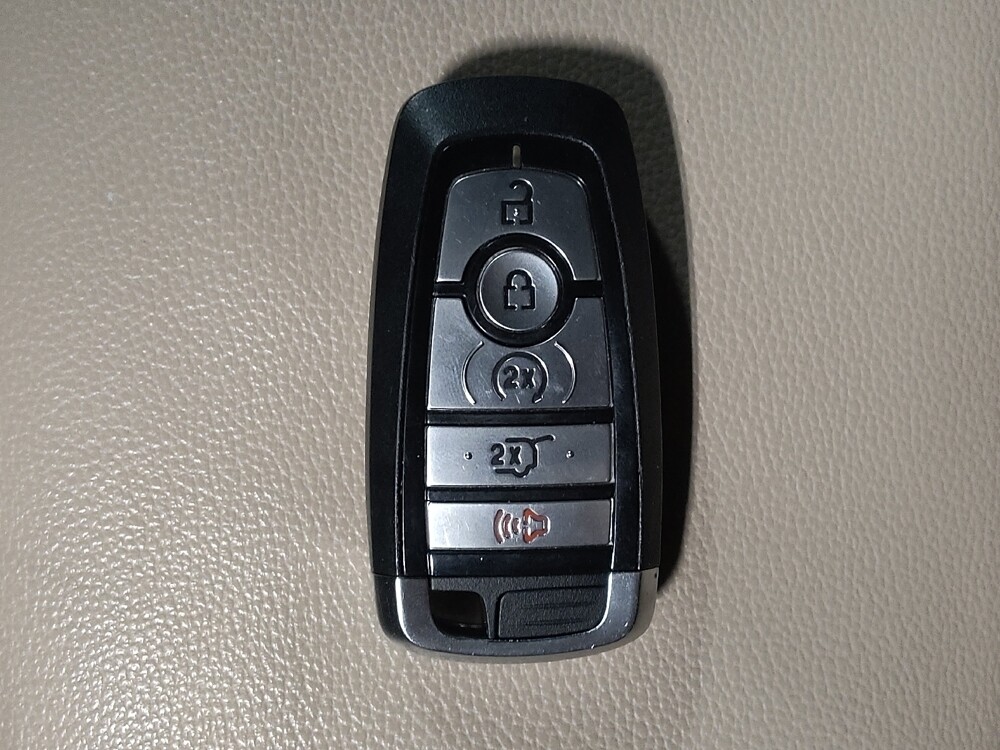 2022 Ford Explorer in Pensacola, FL 32505 - 18127258 32