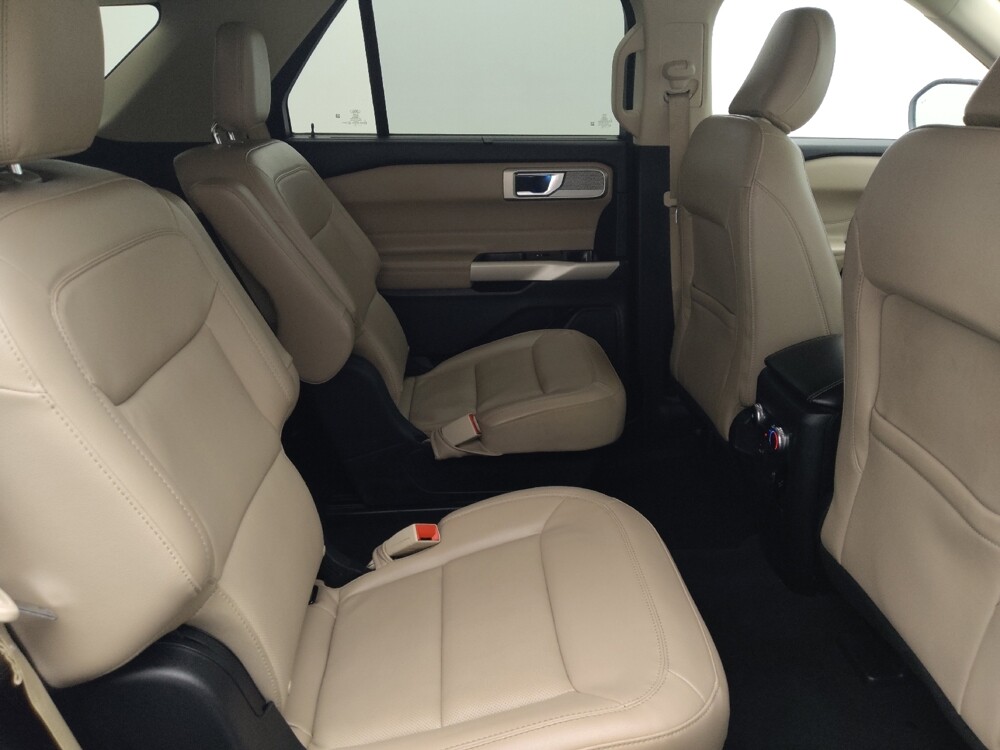 2022 Ford Explorer in Pensacola, FL 32505 - 18127258 19