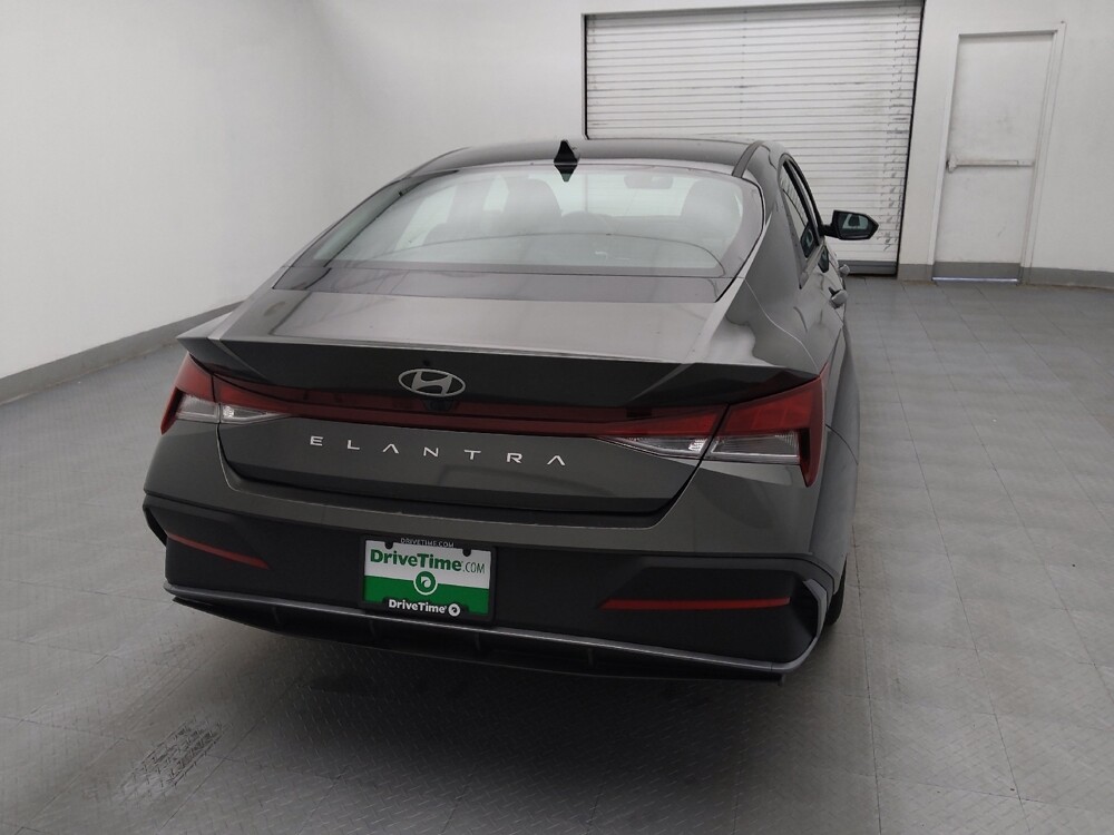 2024 Hyundai Elantra in Columbia, SC 29210 - 18127261 7