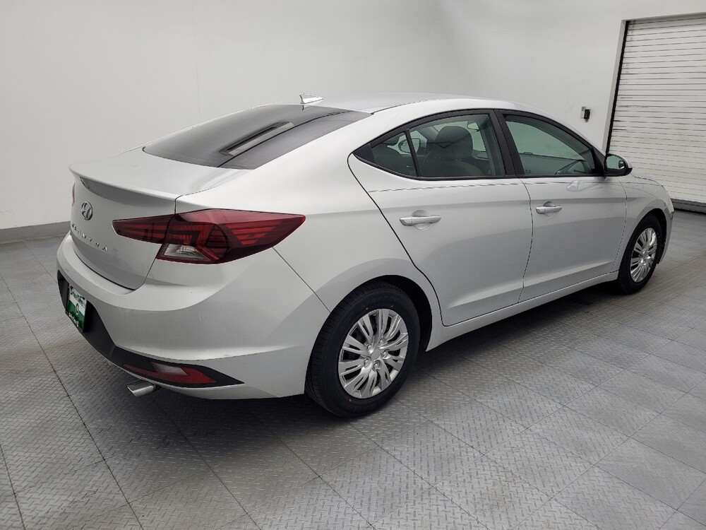2019 Hyundai Elantra in Greenville, SC 29607 - 18127263 10
