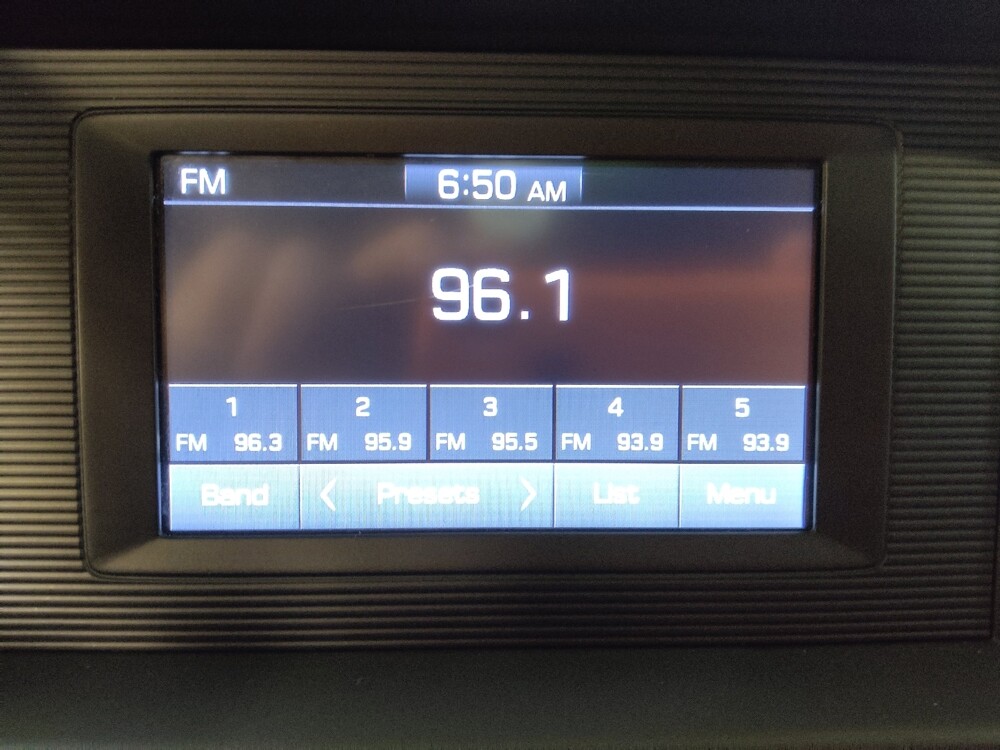 2019 Hyundai Elantra in Greenville, SC 29607 - 18127263 25