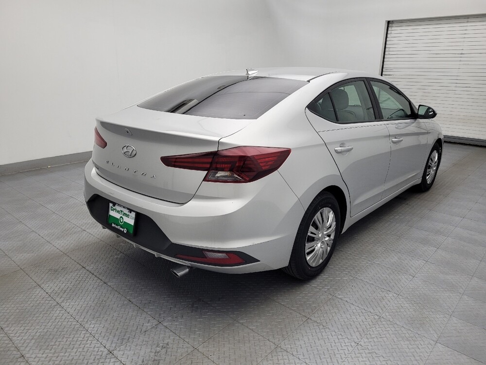 2019 Hyundai Elantra in Greenville, SC 29607 - 18127263 9