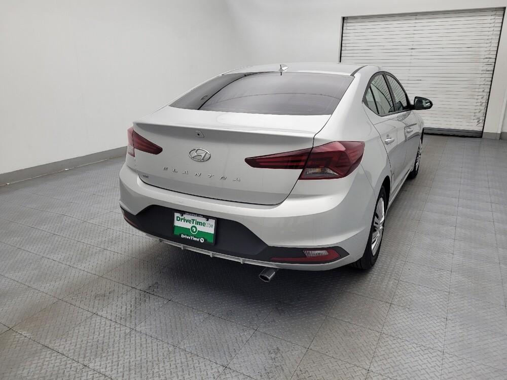 2019 Hyundai Elantra in Greenville, SC 29607 - 18127263 7