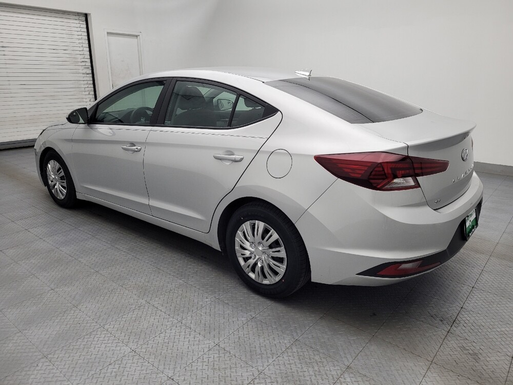 2019 Hyundai Elantra in Greenville, SC 29607 - 18127263 3