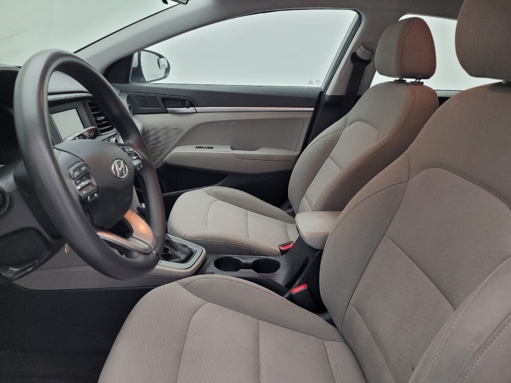 2019 Hyundai Elantra in Greenville, SC 29607 - 18127263 17