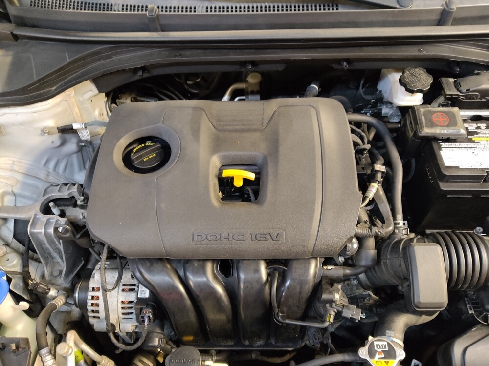 2019 Hyundai Elantra in Greenville, SC 29607 - 18127263 30