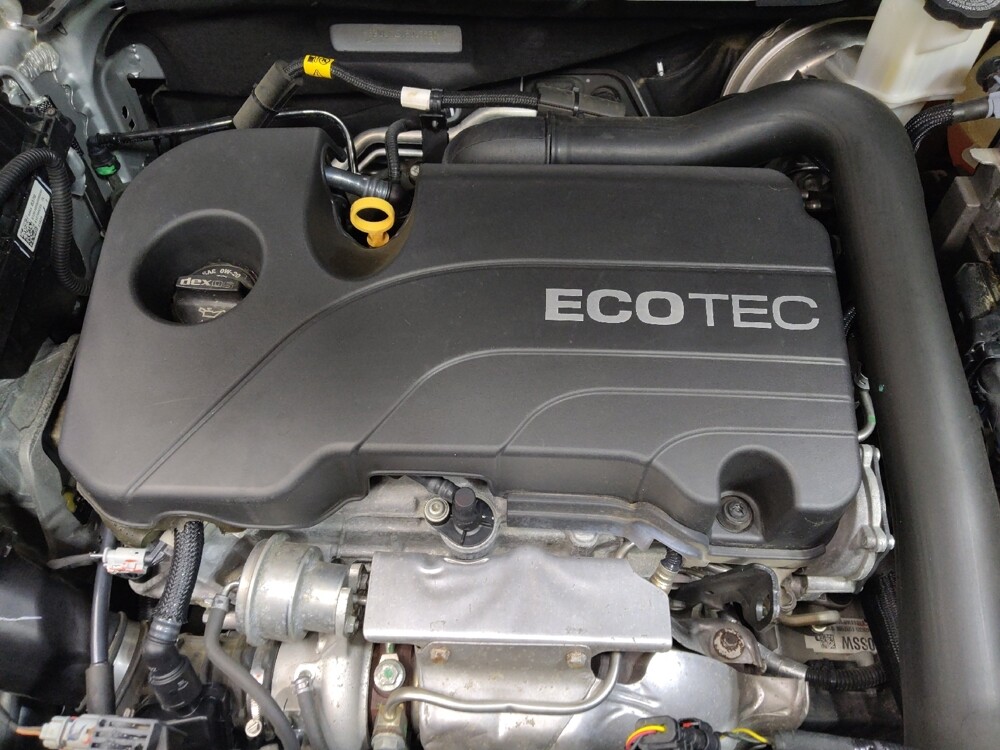 2021 Chevrolet Equinox in Winston-Salem, NC 27103 - 18127264 30