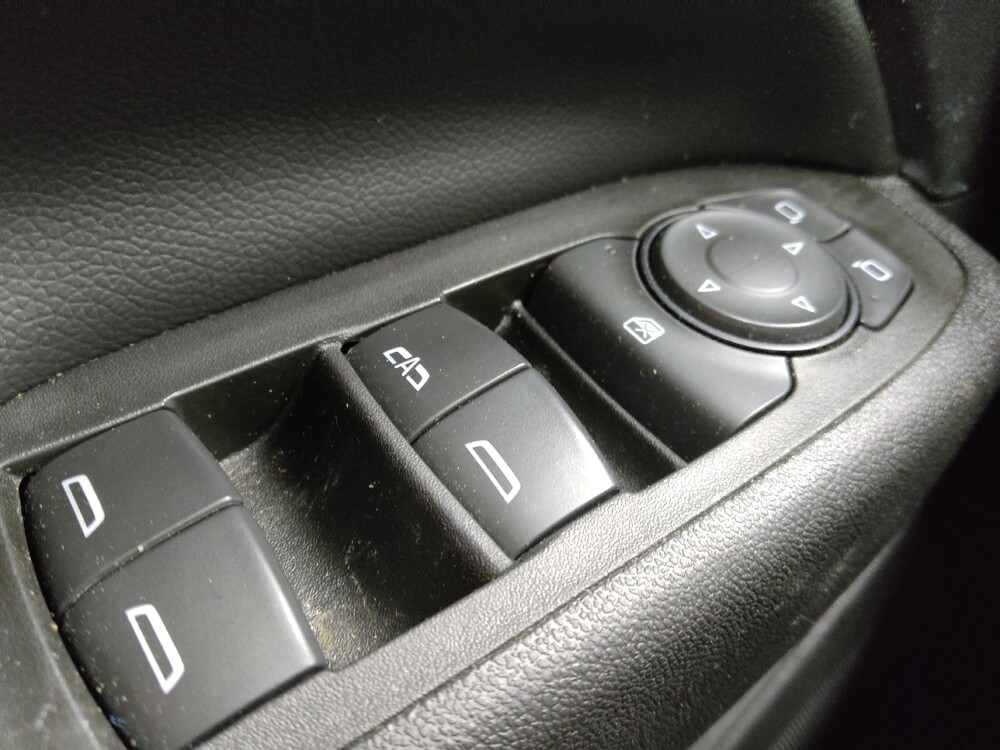 2021 Chevrolet Equinox in Winston-Salem, NC 27103 - 18127264 27