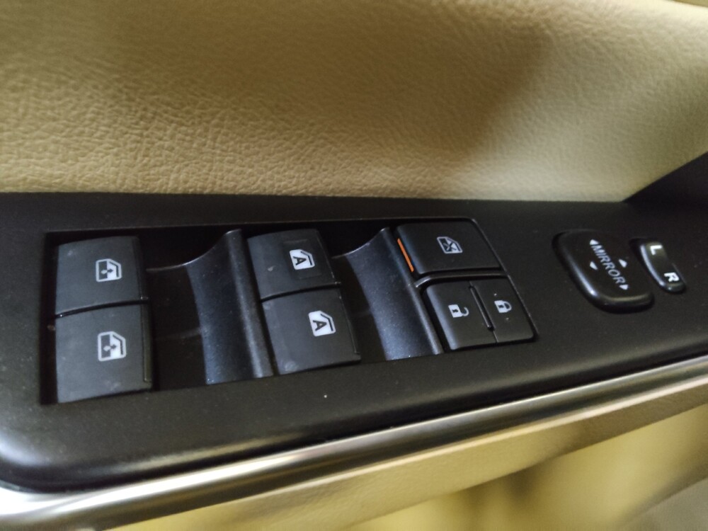 2017 Toyota Camry in Greenville, NC 27834 - 18127268 27