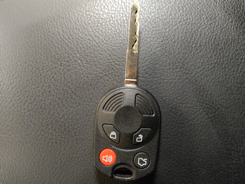 2015 Ford Focus in Greenville, SC 29607 - 18127274 32