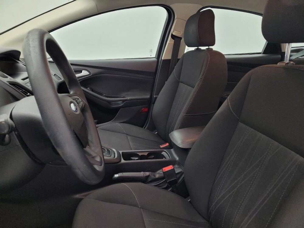 2015 Ford Focus in Greenville, SC 29607 - 18127274 17