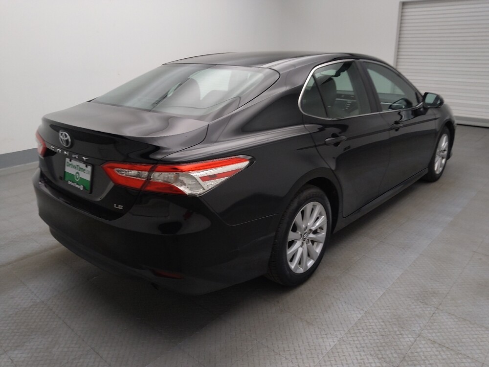 2018 Toyota Camry in Lakewood, CO 80215 - 18127280 9