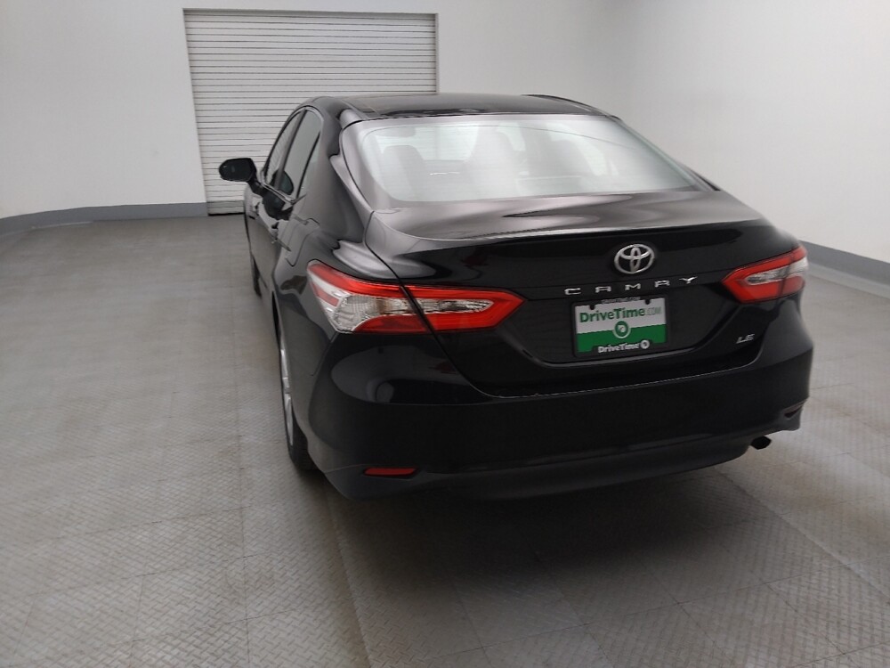 2018 Toyota Camry in Lakewood, CO 80215 - 18127280 6