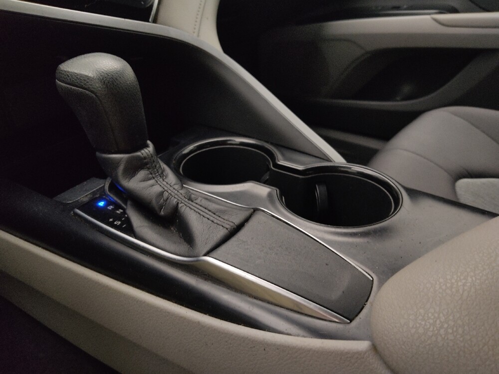 2018 Toyota Camry in Lakewood, CO 80215 - 18127280 26