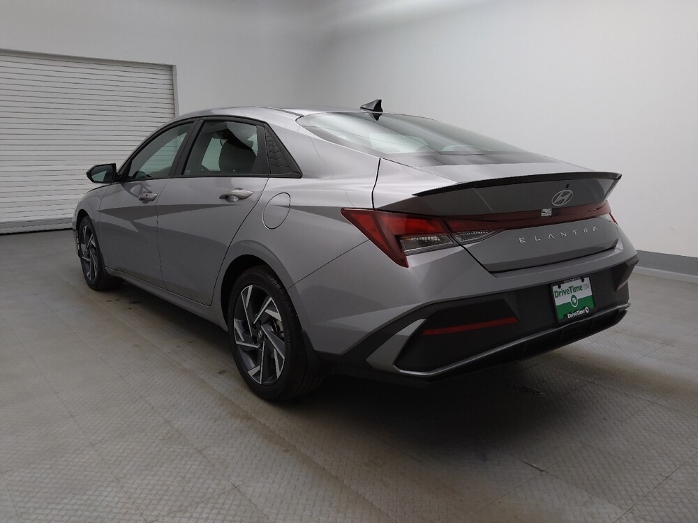 2025 Hyundai Elantra in Denver, CO 80012 - 18127281 5