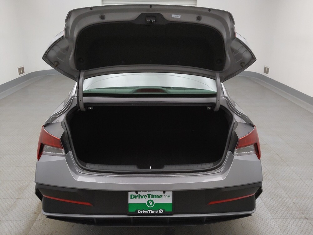 2025 Hyundai Elantra in Denver, CO 80012 - 18127281 29