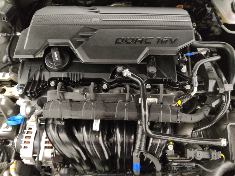 2025 Hyundai Elantra in Denver, CO 80012 - 18127281 30