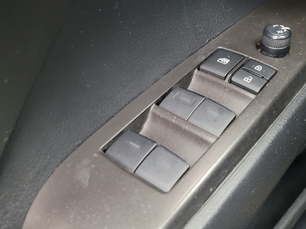 2023 Toyota Camry in Memphis, TN 38128 - 18127285 27