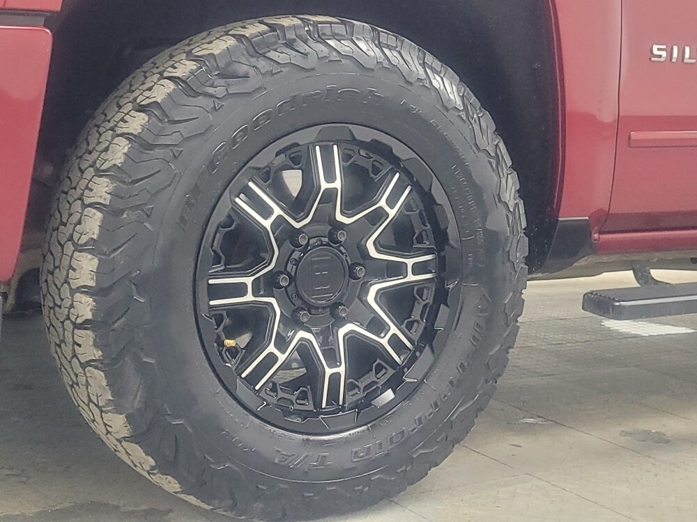 2018 Chevrolet Silverado 1500 in Madison, TN 37115 - 18127286 31