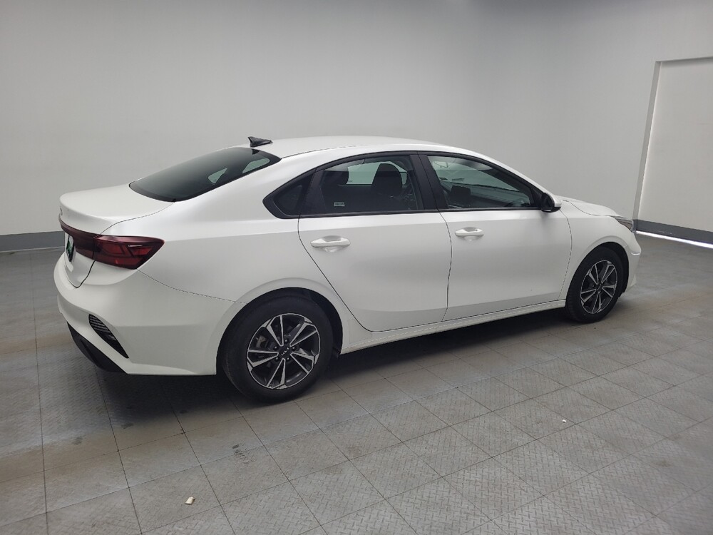 2024 Kia Forte in Memphis, TN 38115 - 18127289 10