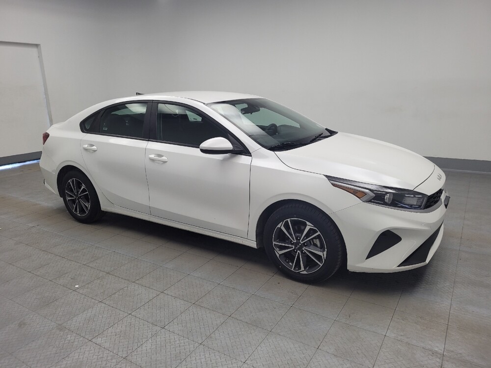 2024 Kia Forte in Memphis, TN 38115 - 18127289 11