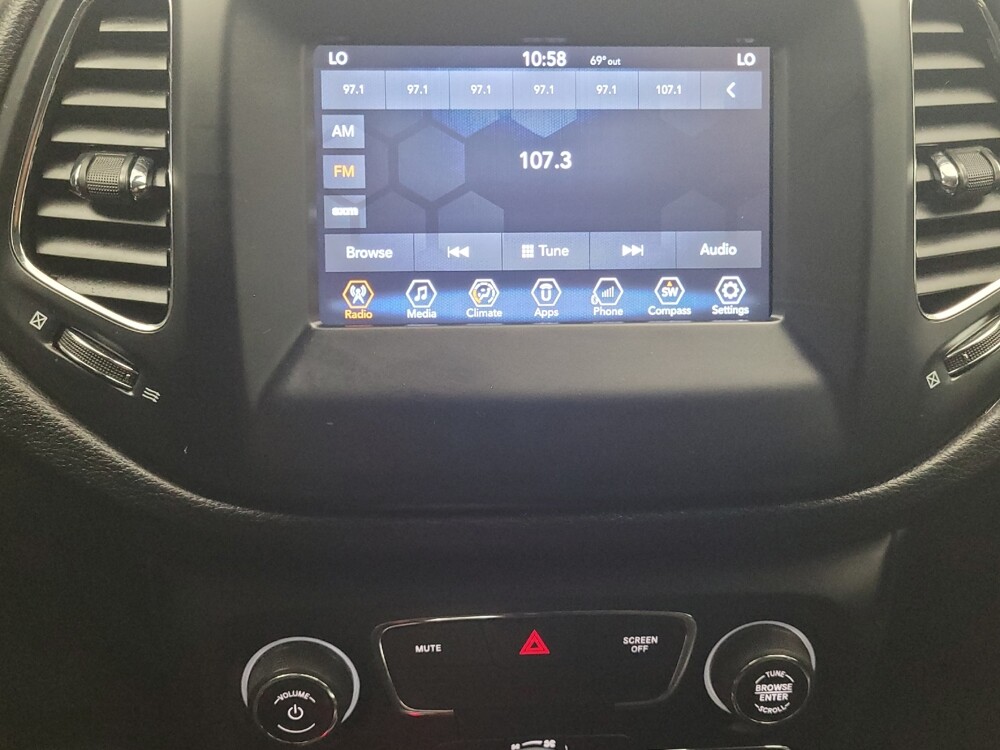 2021 Jeep Compass in Memphis, TN 38115 - 18127294 25