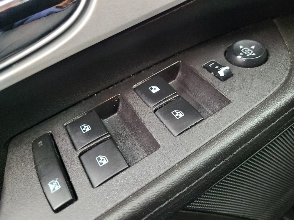 2017 Chevrolet Equinox in Memphis, TN 38115 - 18127301 27