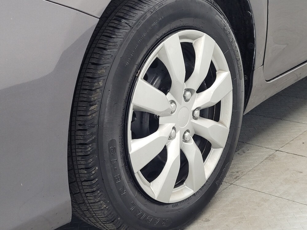 2017 Toyota Camry in Madison, TN 37115 - 18127307 31