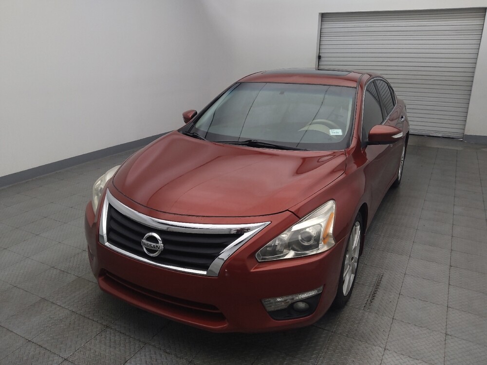 2015 Nissan Altima in Houston, TX 77074 - 18127309 15