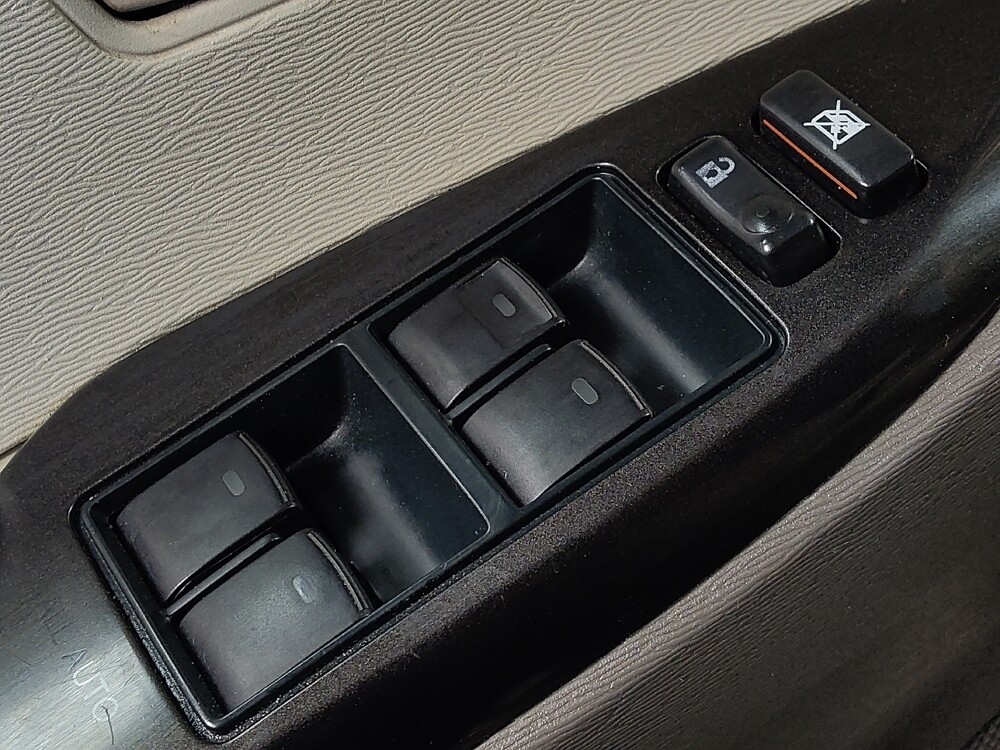 2014 Toyota Sienna in Houston, TX 77074 - 18127310 27