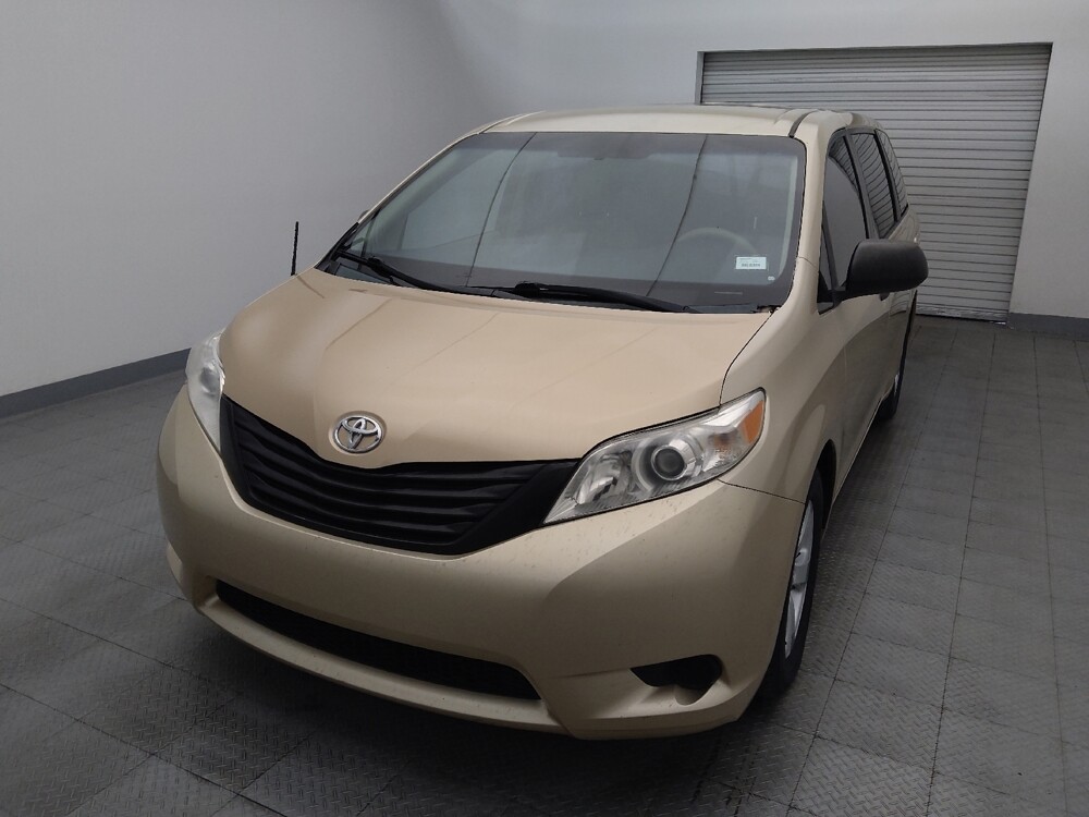 2014 Toyota Sienna in Houston, TX 77074 - 18127310 15