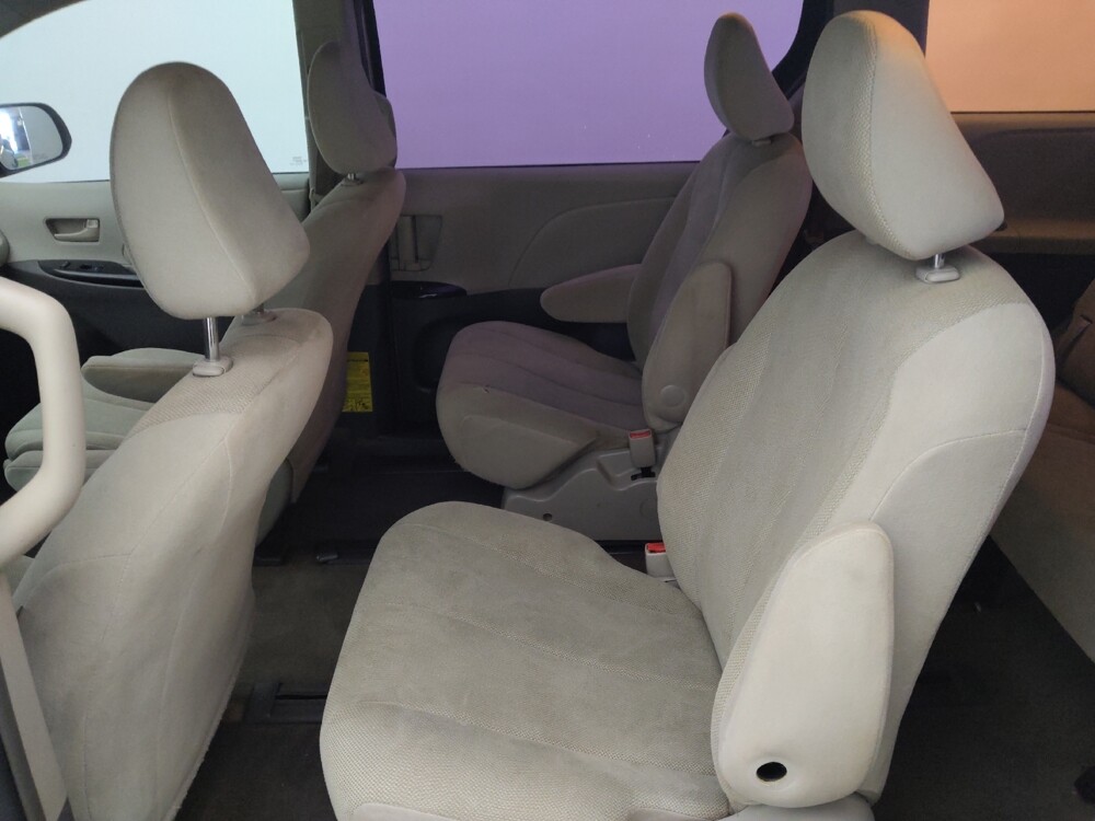 2014 Toyota Sienna in Houston, TX 77074 - 18127310 18