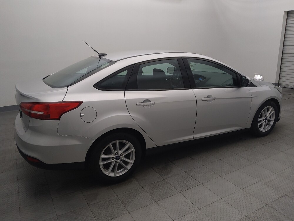 2018 Ford Focus in Houston, TX 77074 - 18127318 10