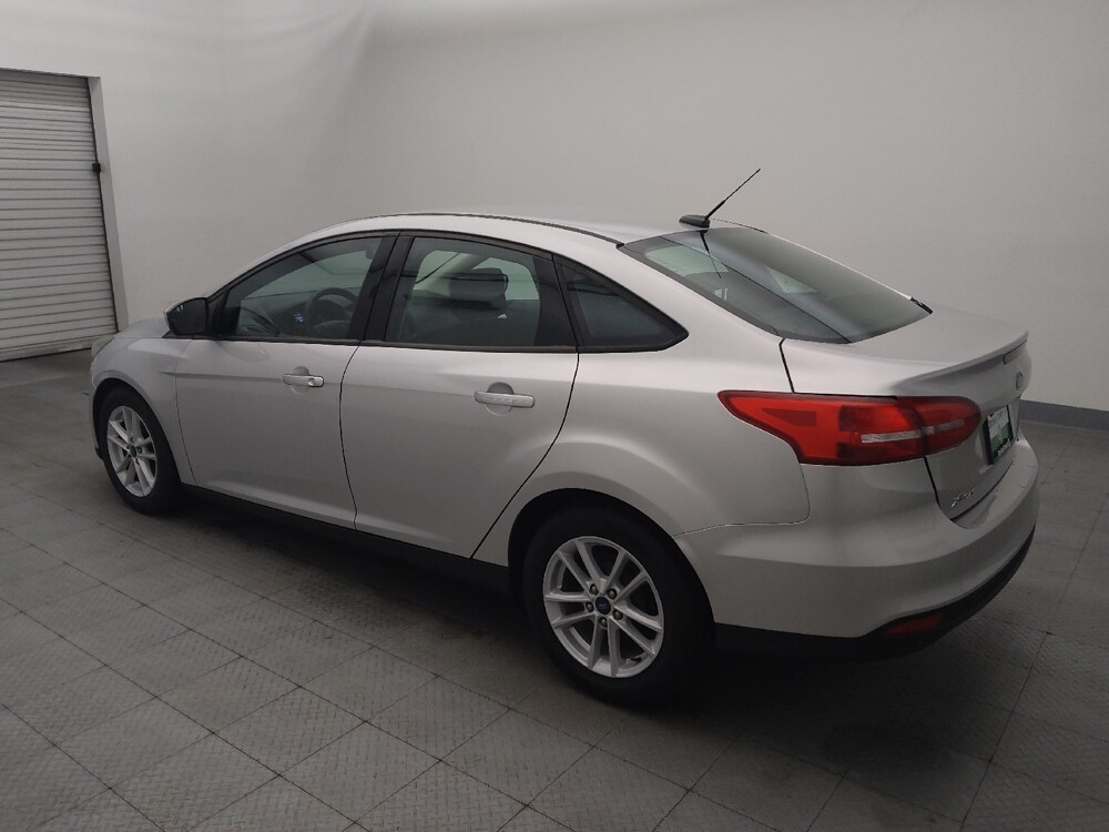 2018 Ford Focus in Houston, TX 77074 - 18127318 3