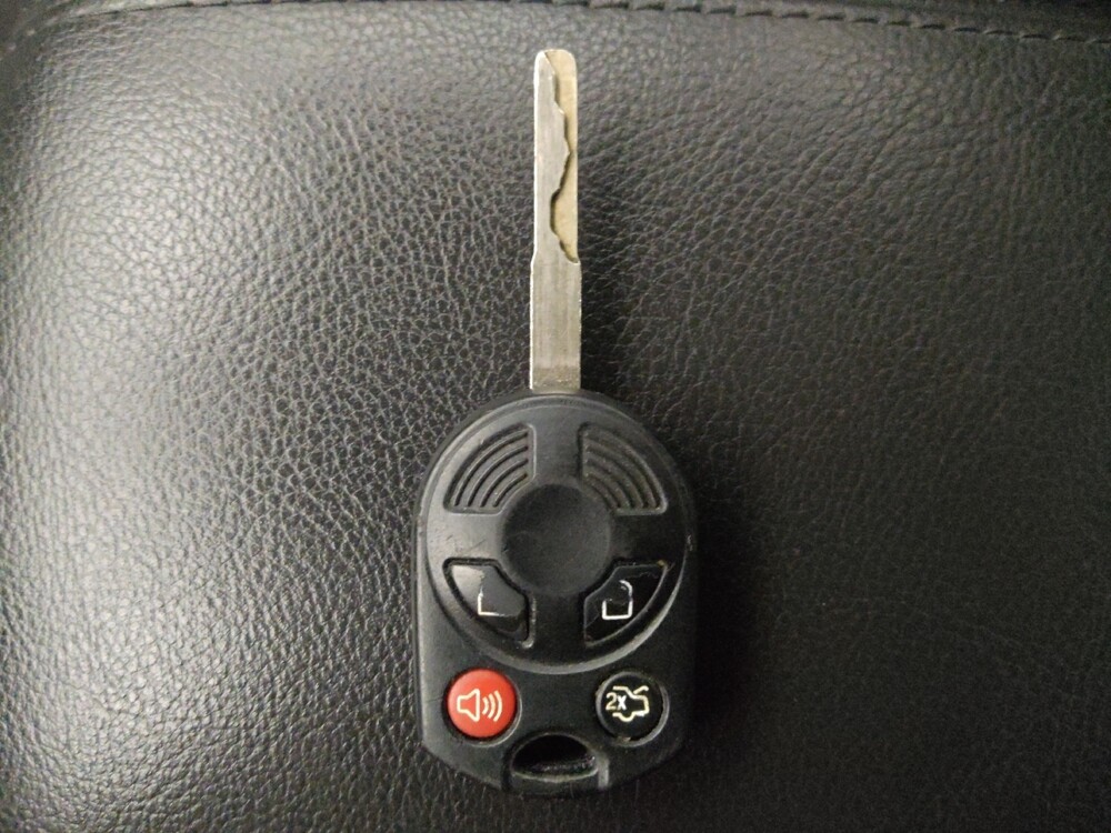 2018 Ford Focus in Houston, TX 77074 - 18127318 32