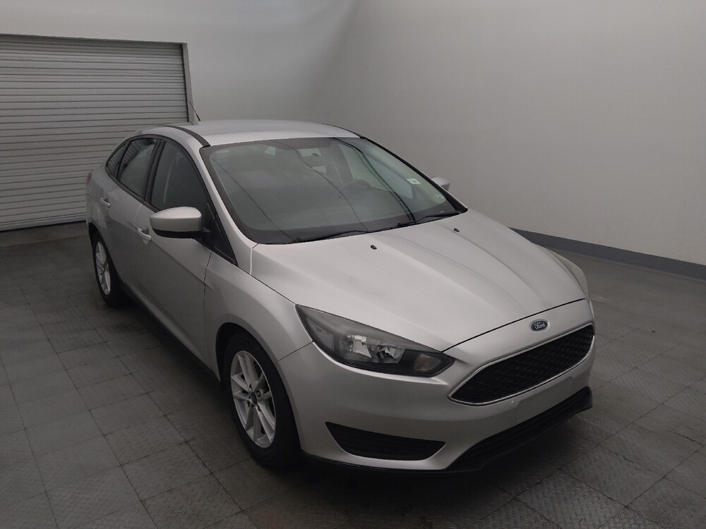 2018 Ford Focus in Houston, TX 77074 - 18127318 13