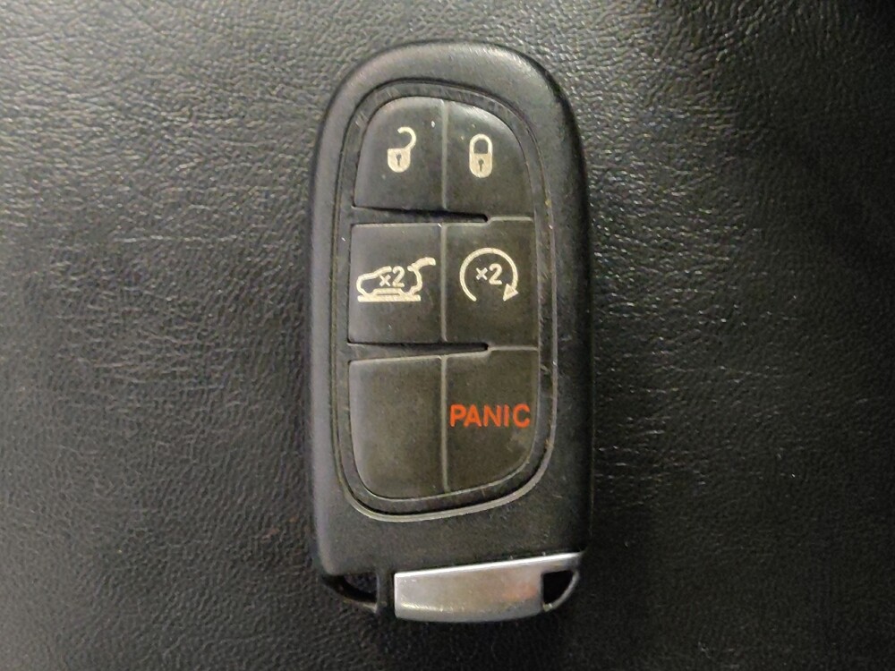 2022 Jeep Cherokee in San Antonio, TX 78238 - 18127319 32