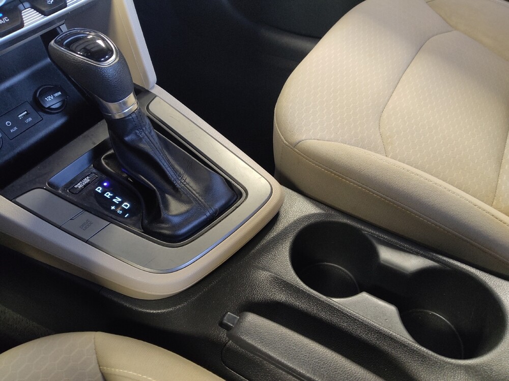 2020 Hyundai Elantra in Baton Rouge, LA 70816 - 18127326 26