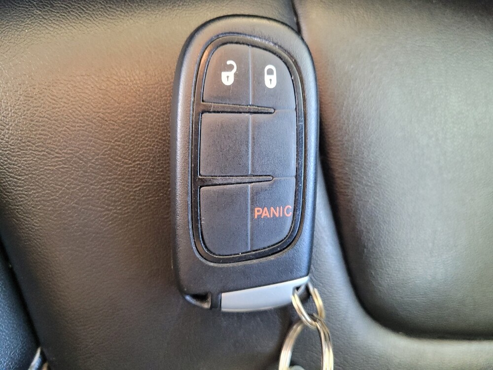 2020 Jeep Cherokee in Miamisburg, OH 45342 - 18127329 32