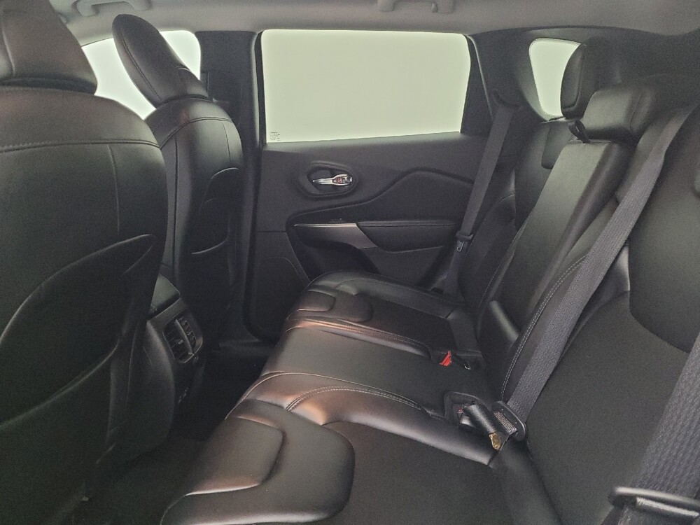 2020 Jeep Cherokee in Miamisburg, OH 45342 - 18127329 18