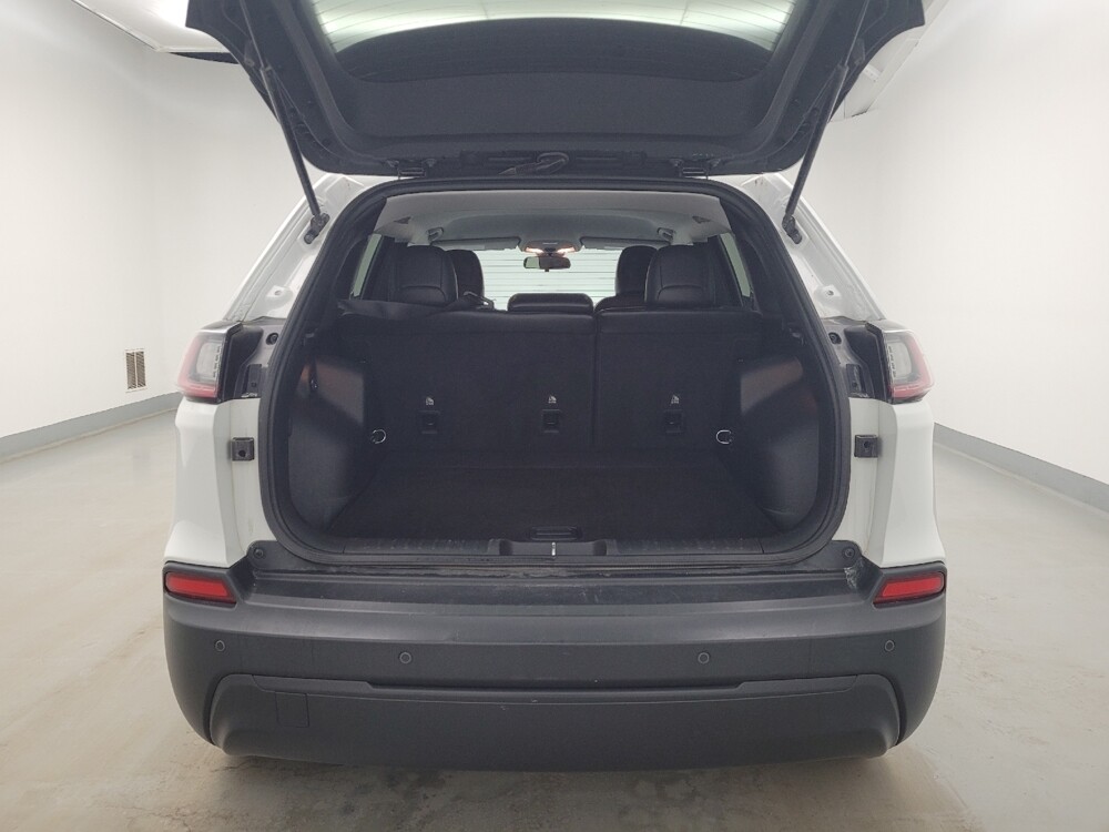 2020 Jeep Cherokee in Miamisburg, OH 45342 - 18127329 29