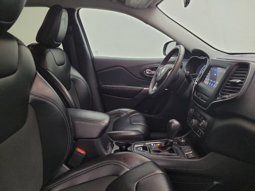 2020 Jeep Cherokee in Miamisburg, OH 45342 - 18127329 21