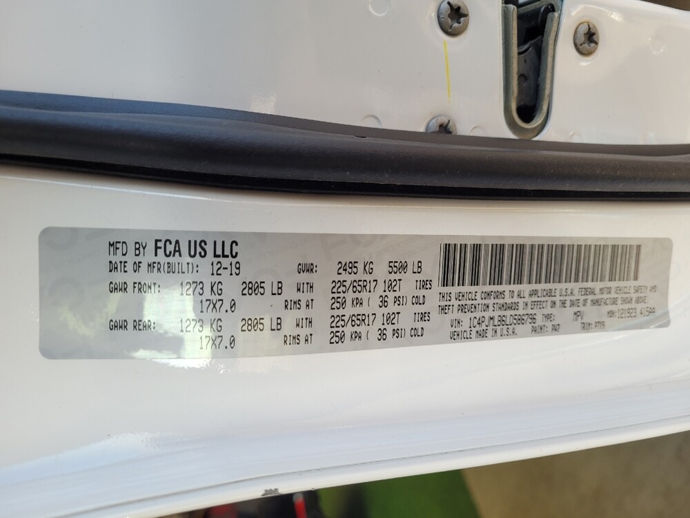 2020 Jeep Cherokee in Miamisburg, OH 45342 - 18127329 33