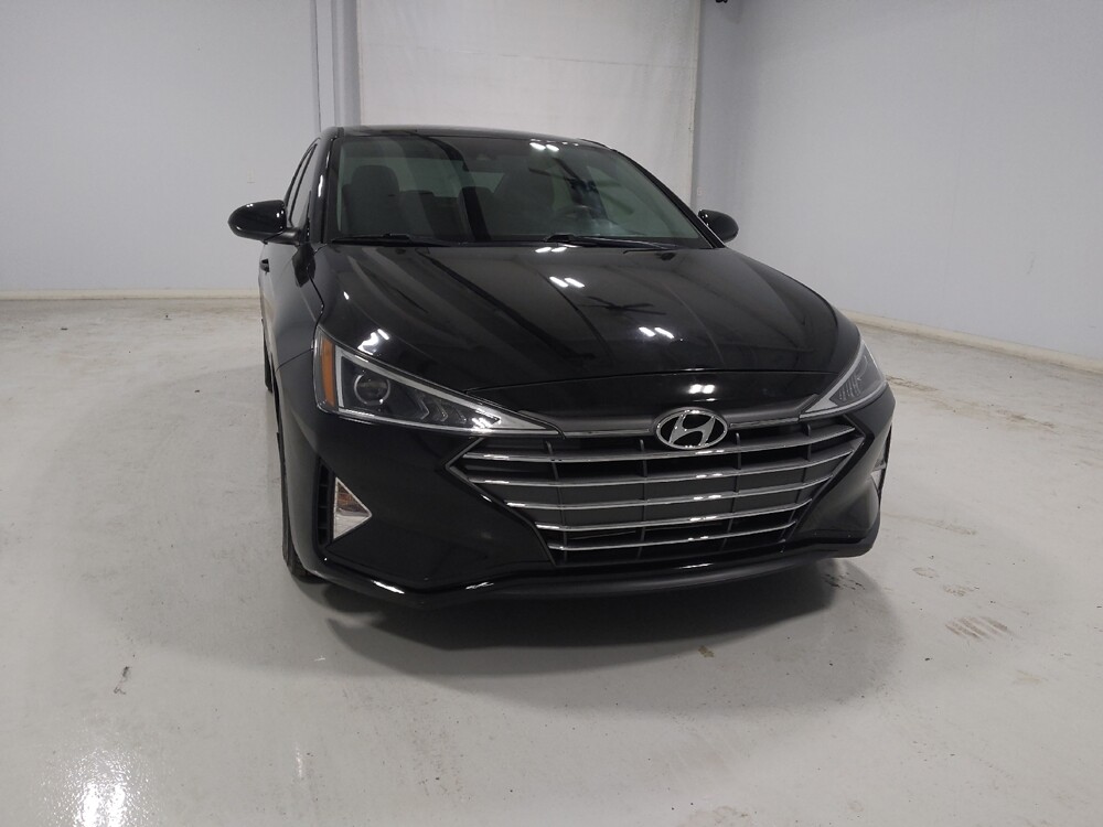 2020 Hyundai Elantra in Cincinnati, OH 45255 - 18127330 14