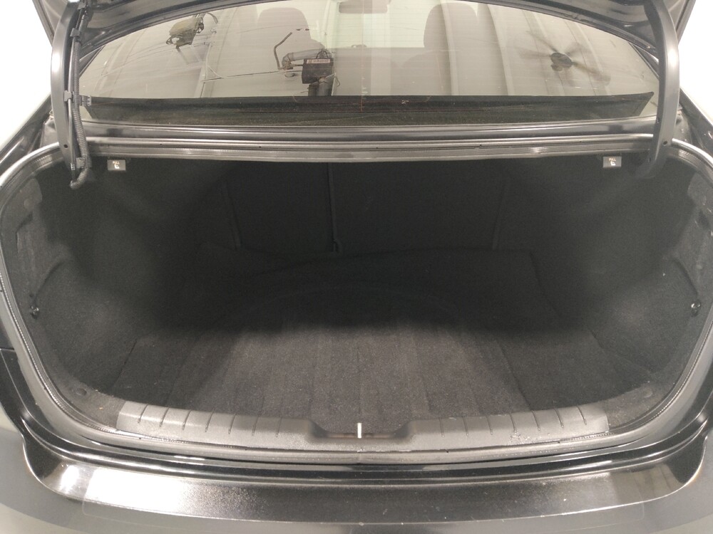 2020 Hyundai Elantra in Cincinnati, OH 45255 - 18127330 29